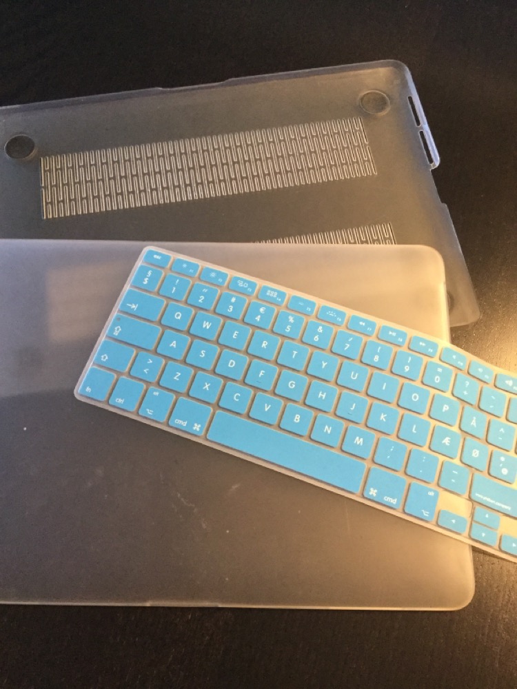Cover til MacBook Pro og gummi tastatur
