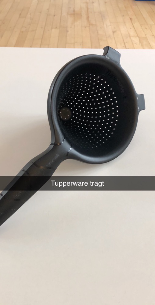 Tupperware tragt/si