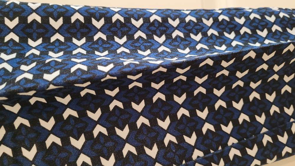 H&M, housut sini-musta-valk. 40