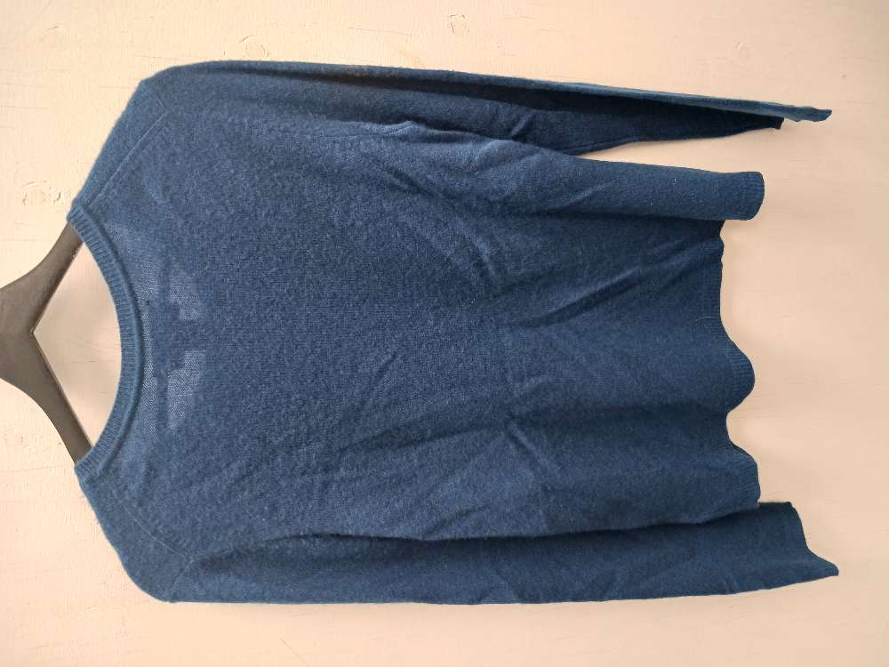 Tahari sin. Neule 100% kashmir XL