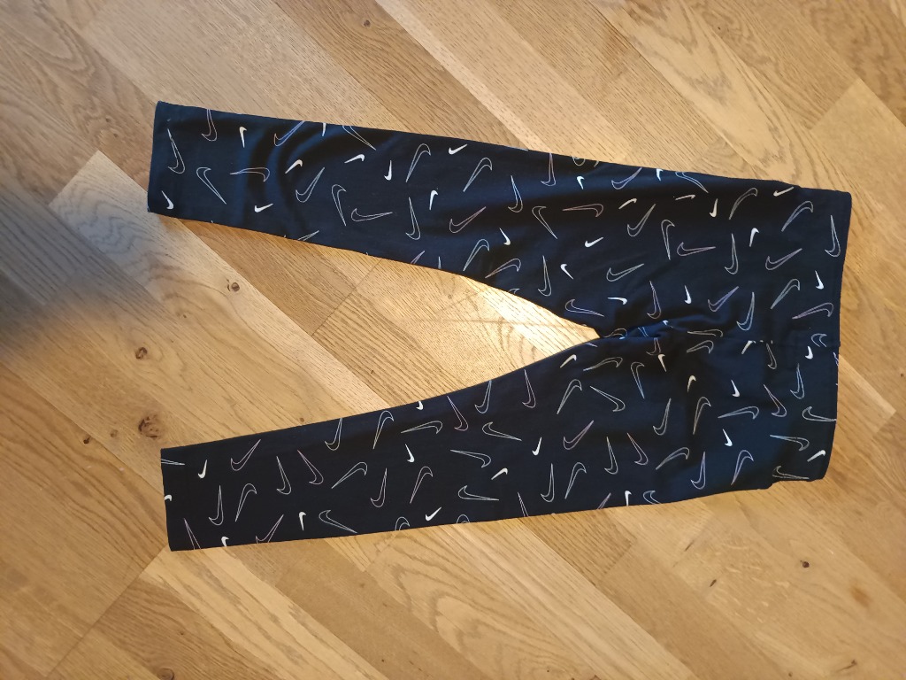 Nike 122-128 cm