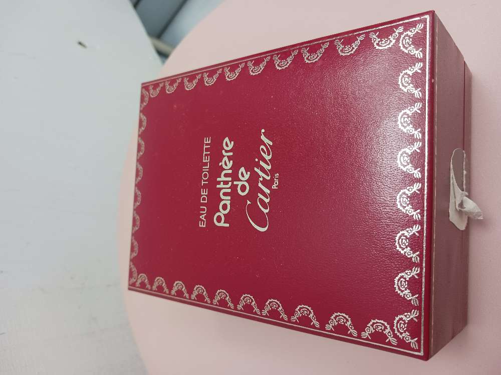 Panthene de Cartier hajuvesi