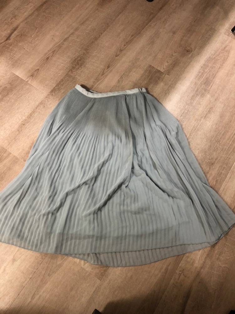 Lyseblå lang nederdel