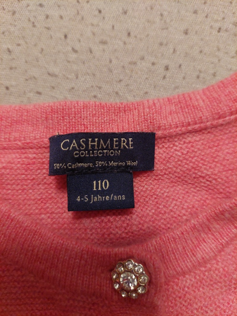 Cashmere peysa 110