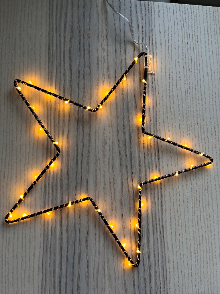 Led-tähti ikkunaan 2