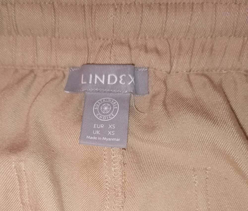 Þunnar Lindex kaki buxur m/teyju St XS