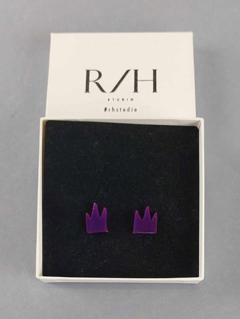 RH Studio violetti nappi korvakorut