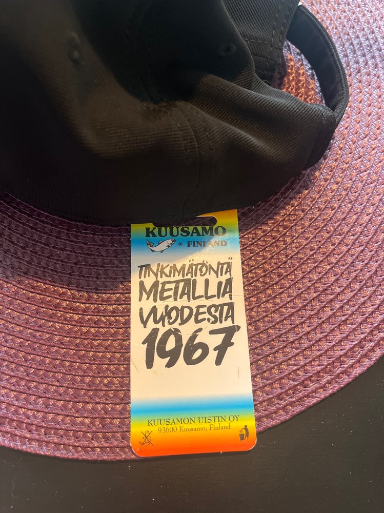 Kuusamon uistin lippis/käyttämätön
