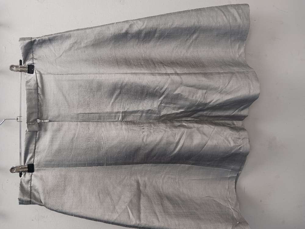 Hopeanharmaa hame n. XL