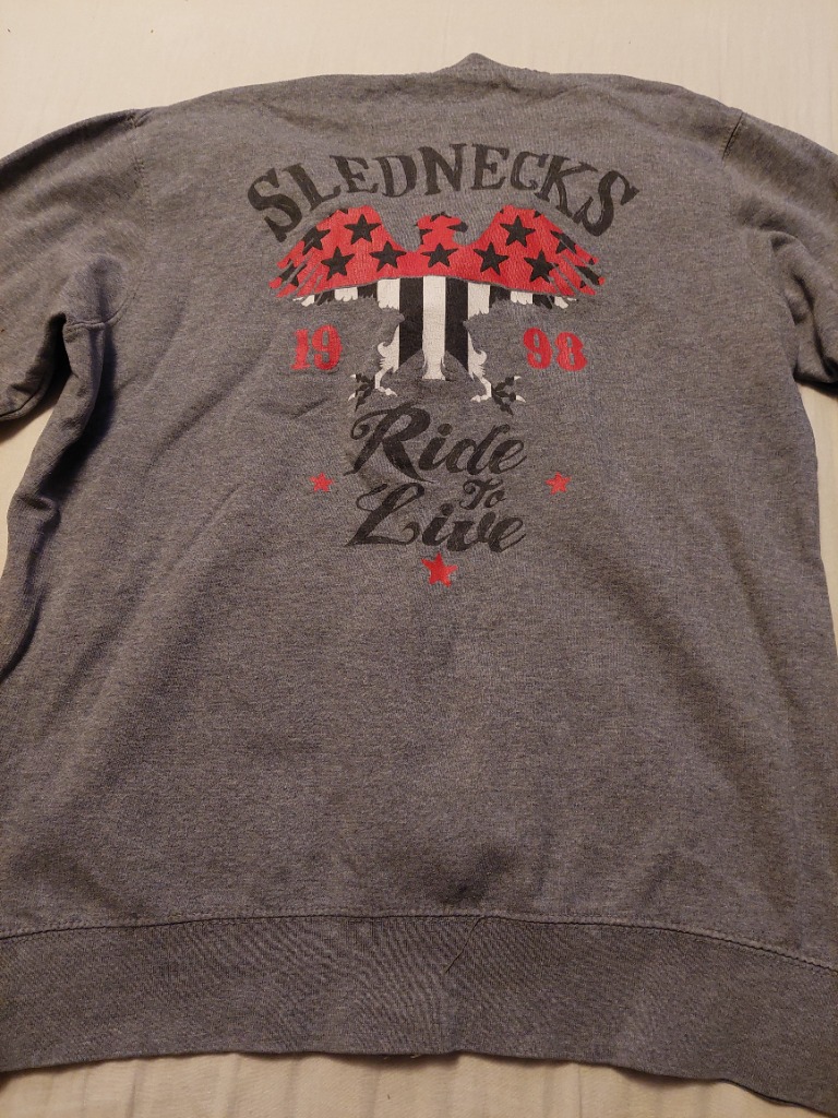 Slednecks peysa ca M