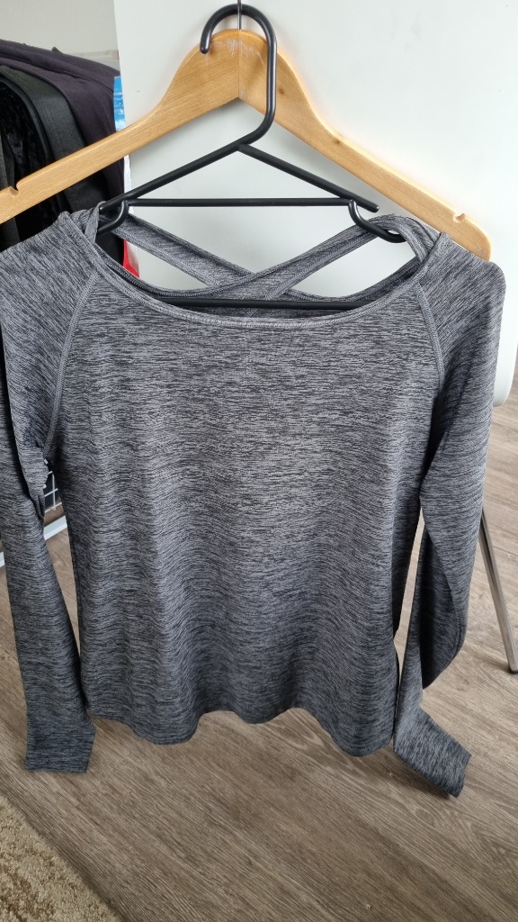 Women's sport shirt size S