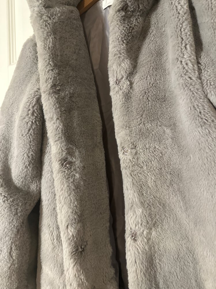 Pelskåpe str 9-10år nb knappene