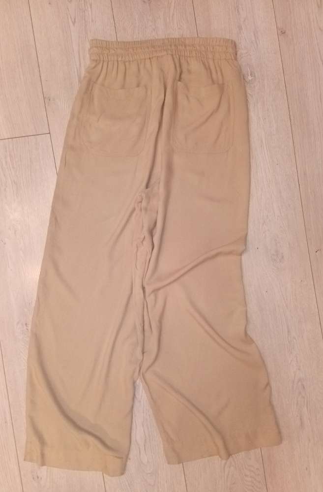 Þunnar Lindex kaki buxur m/teyju St XS