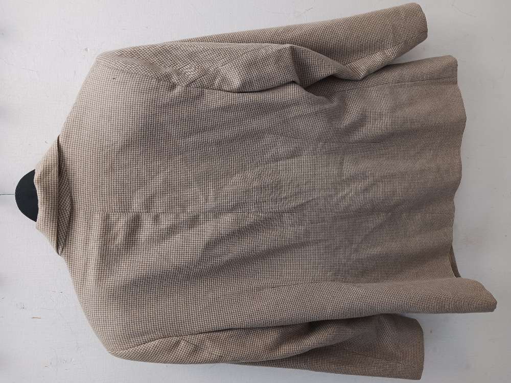 Beige ruutubleiseri XL