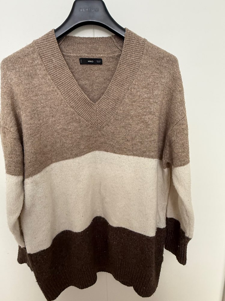 Mango peysa hlý og góð L/XL