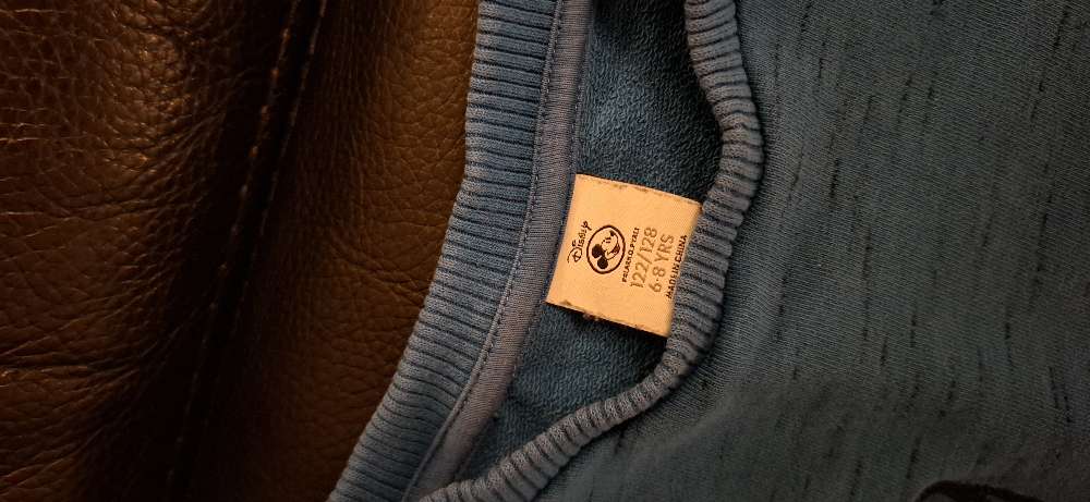 Disney 122/128 Hrói höttur