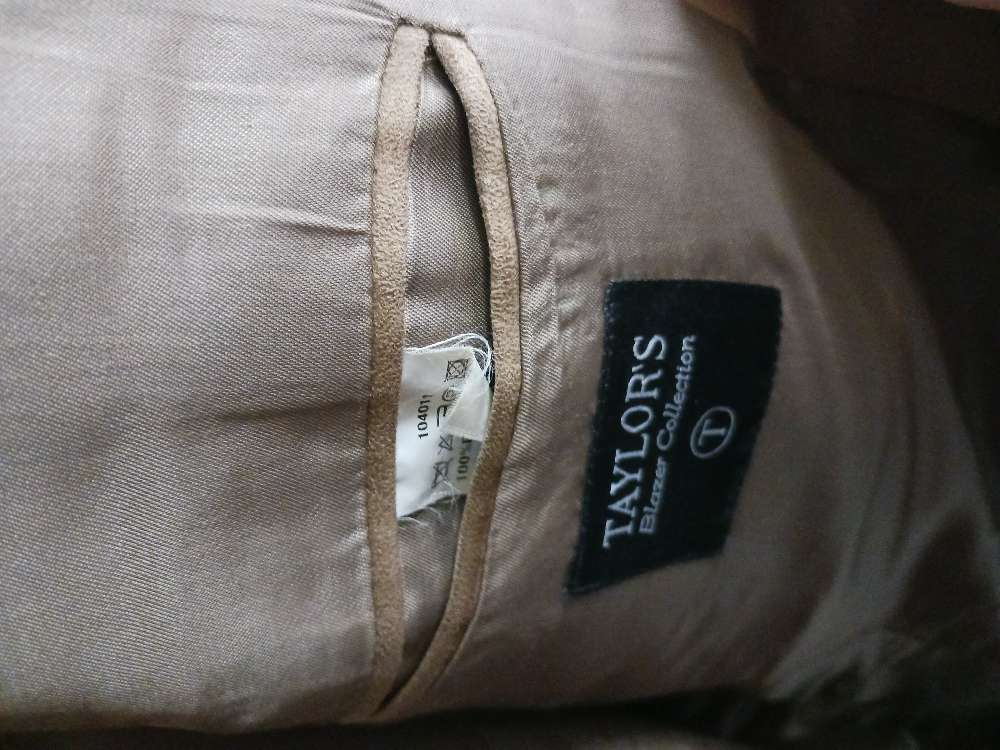 Beige Taylor's puvuntakki 54