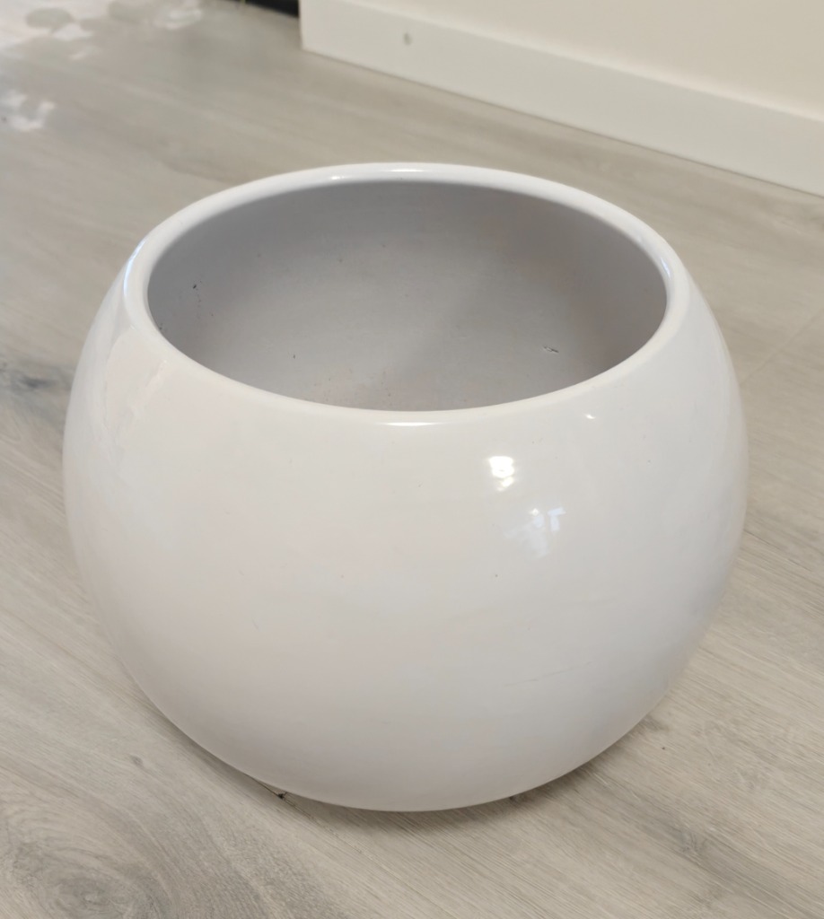 Iso valkoinen pyöreä ruukku halk. 19cm