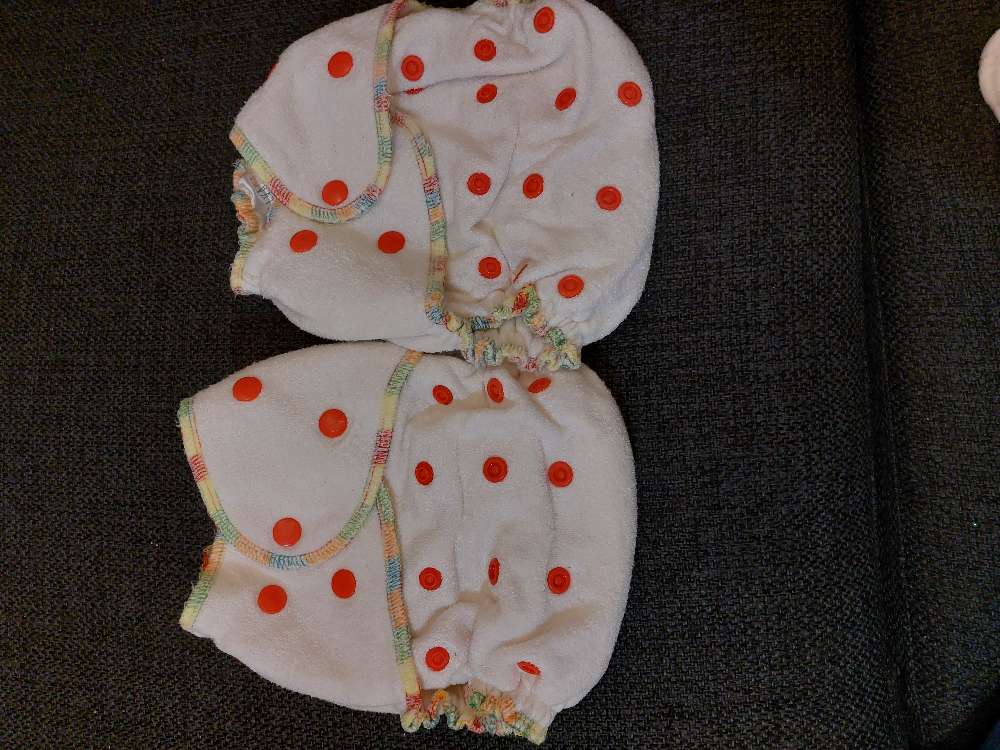 2stk fitted næturbleyjur + skel 4,5-13kg