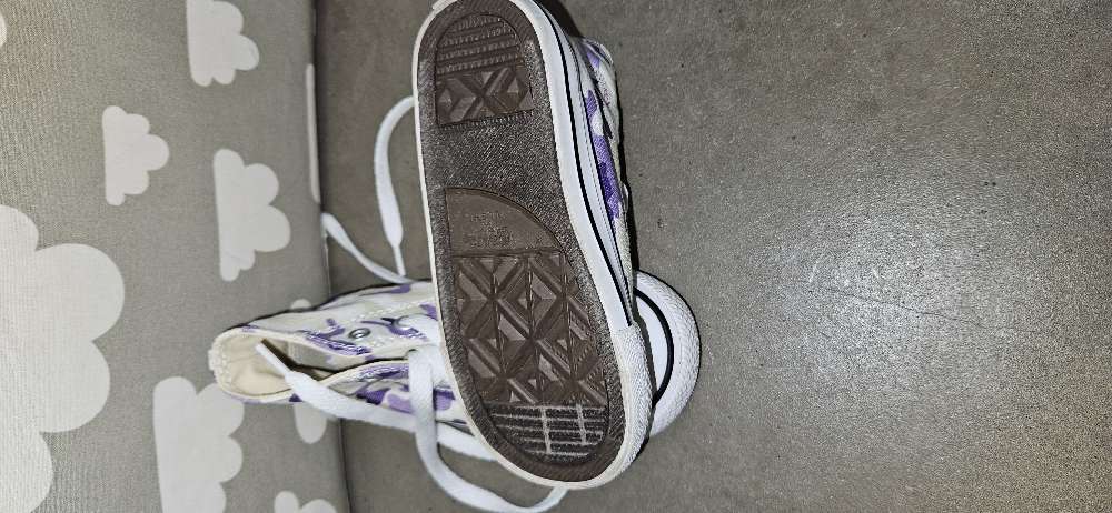 Convers skór nr 24 fjólubláir
