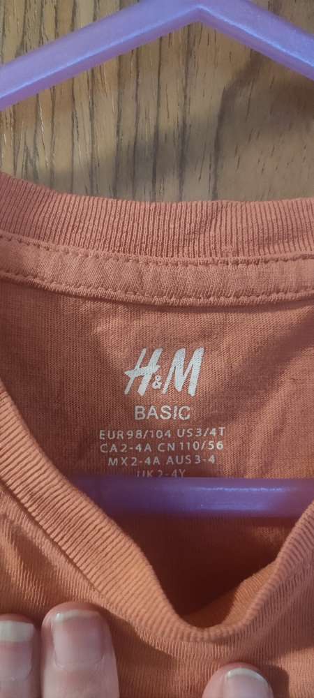 Peysa úr H&M. Stærð 98/104