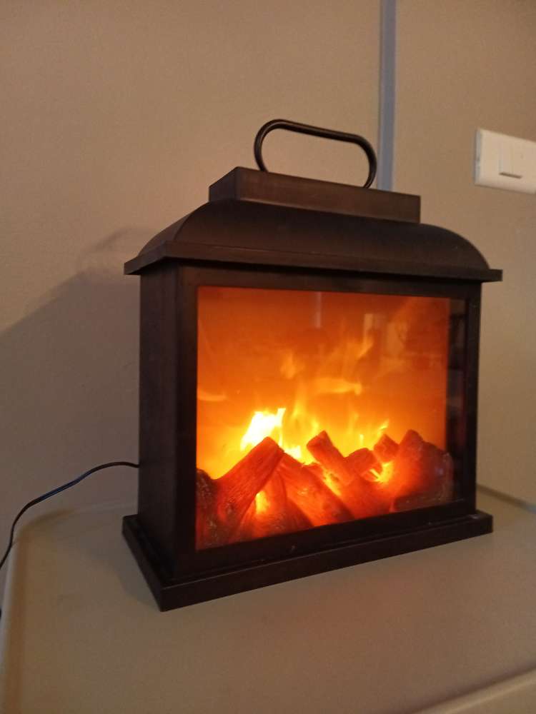 Gervi arinn. Batterí og rafmagn