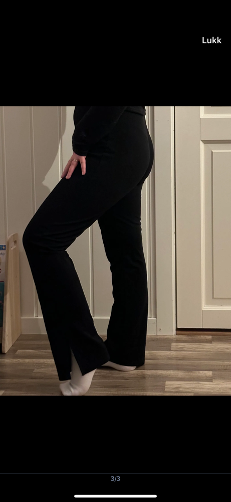 Dressbukser med split på siden