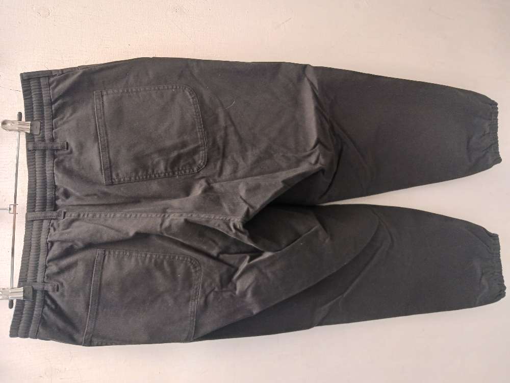 Uniqlo miesten mustat housut M