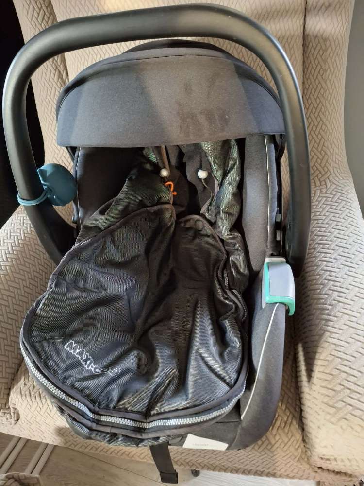 Recaro barnabílstóll + base