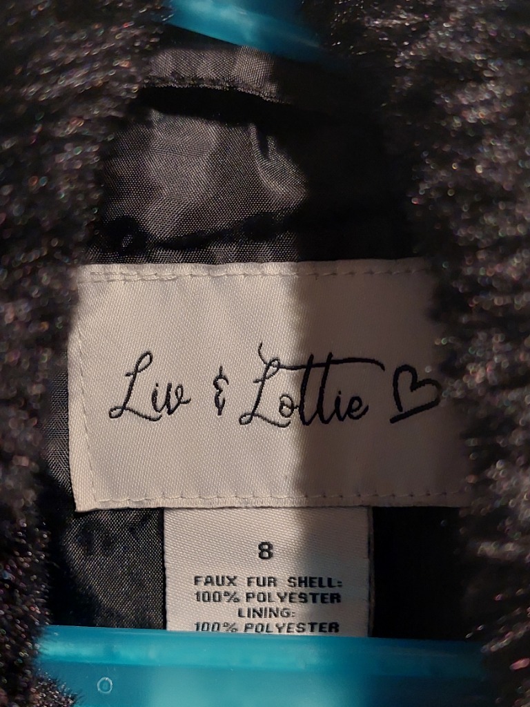 Live & Lottie loðvesti
