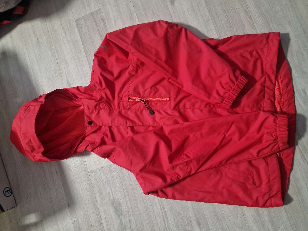 Luhta Compa punainen vk takki