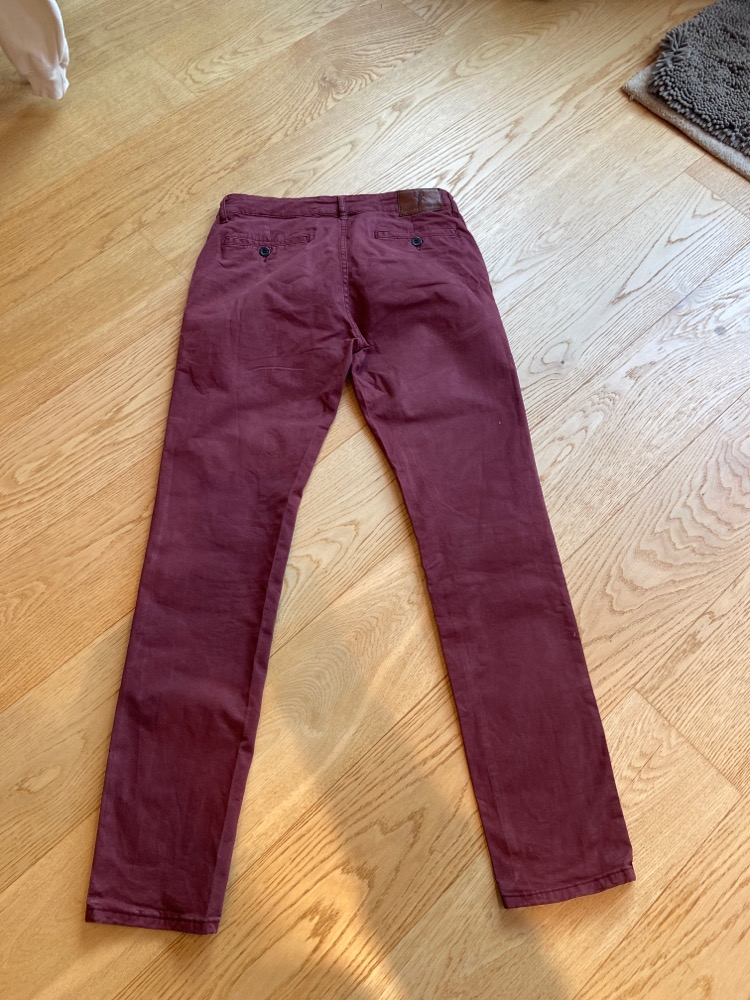 Lilla herre bukse str 33/34 slim fit