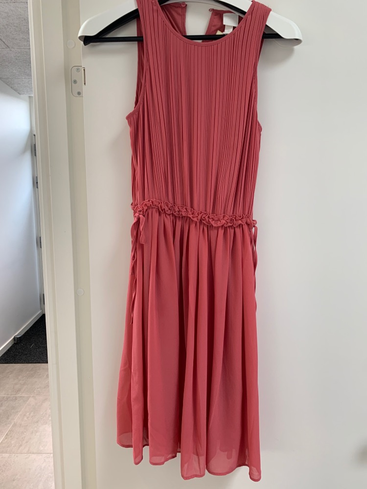 H&M kjole 38 pink