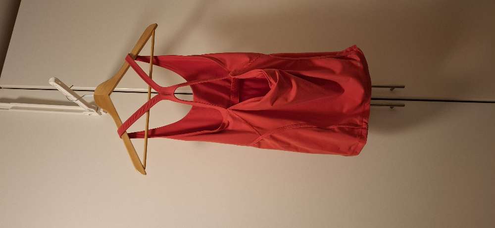 Bleikur st. XL Nike toppur