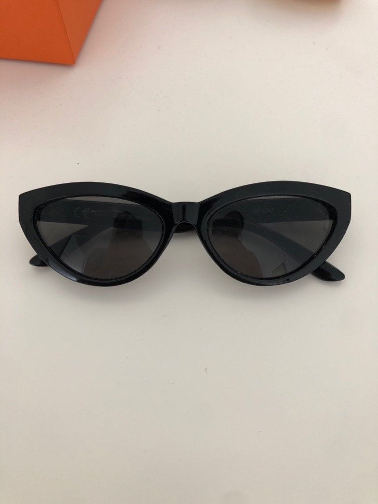 Weekday solbriller 