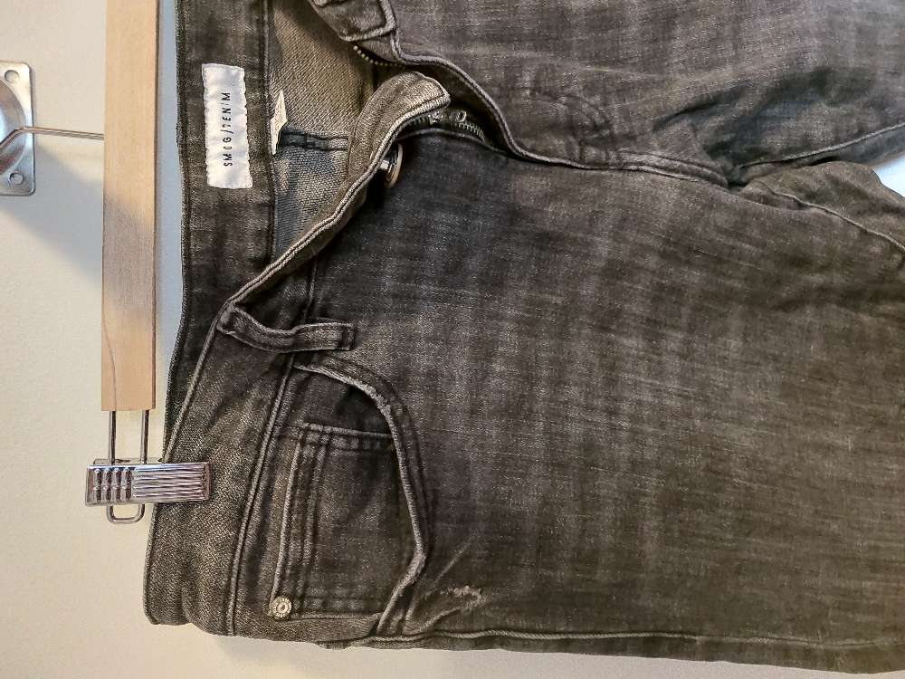 Gallabuxur st 33/32 dökkgráar