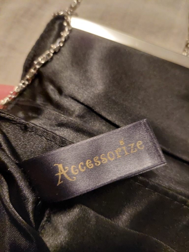 Accessorize veski