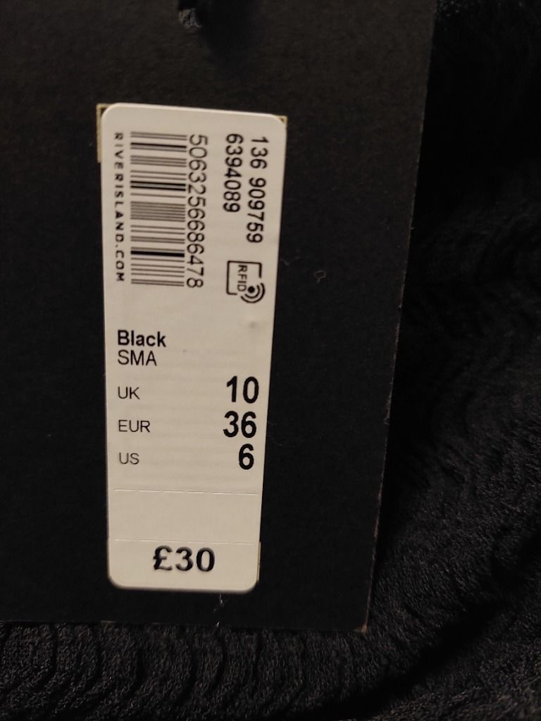 River Island buxur 10