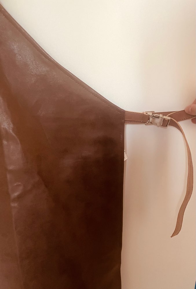 Esu, faux leather