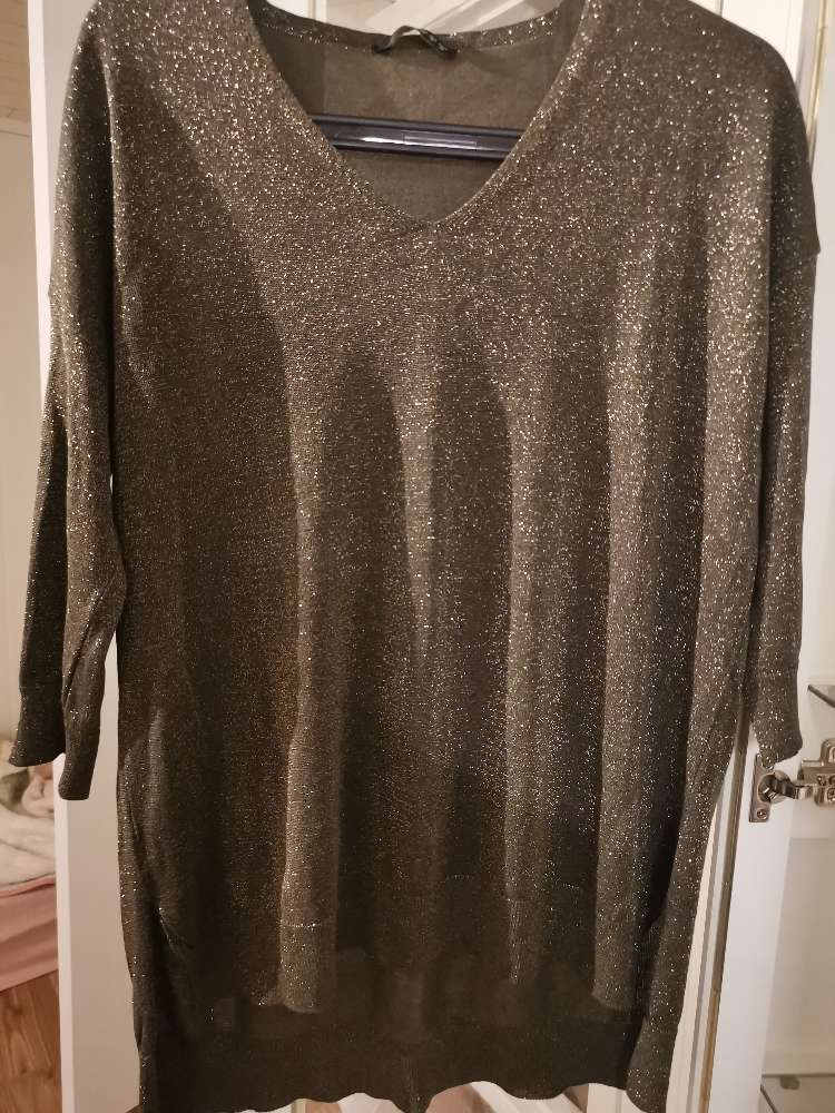 Knit M