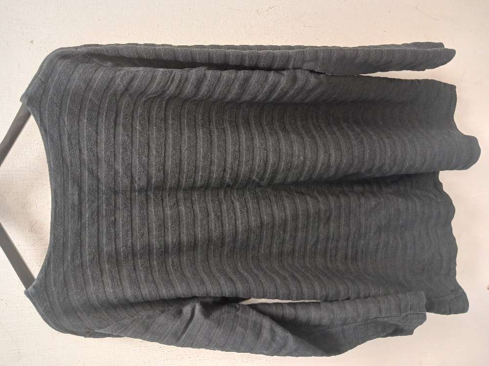 Nanso musta pitkä collegepaita n. XXL