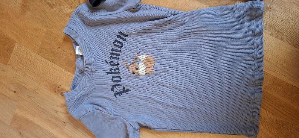 Tveir H&M bolir 146/152 myndir