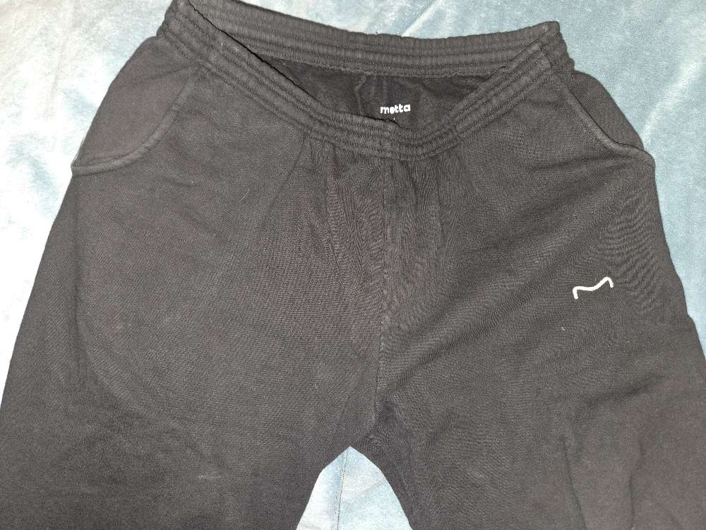 Metta buxur st. L SVARTAR