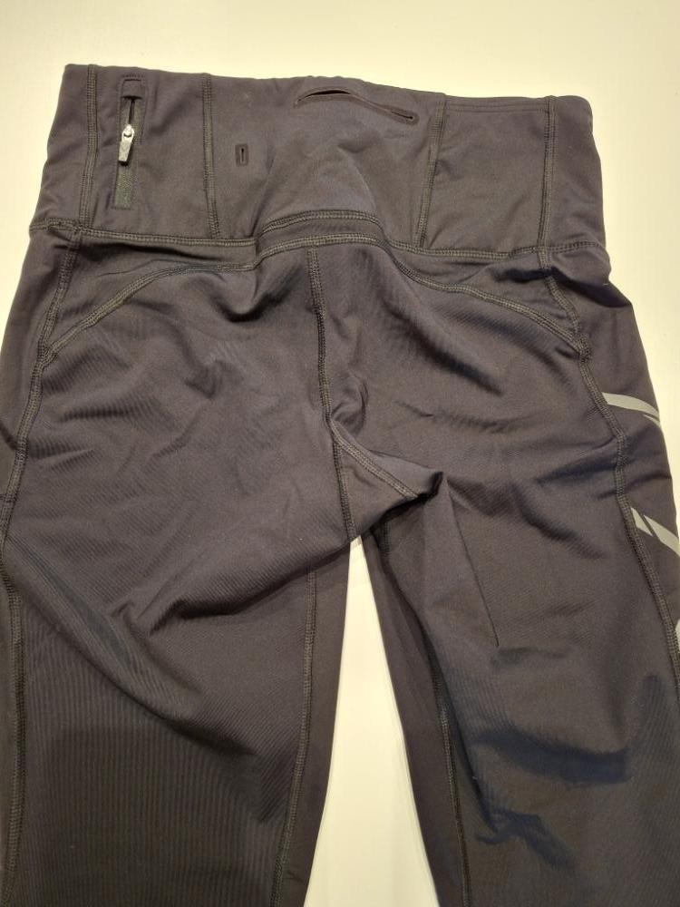 2XU buxur stærð S nýjar