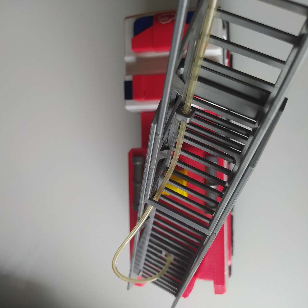 Paloauto, Paristot ei mukana (2xAA)
