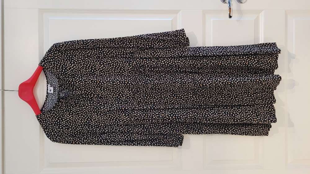 POLA, mekko kirjava-tumma. S