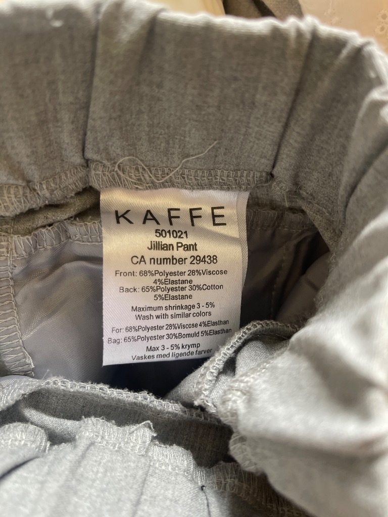 Ljósgráar Kaffe buxur st sm