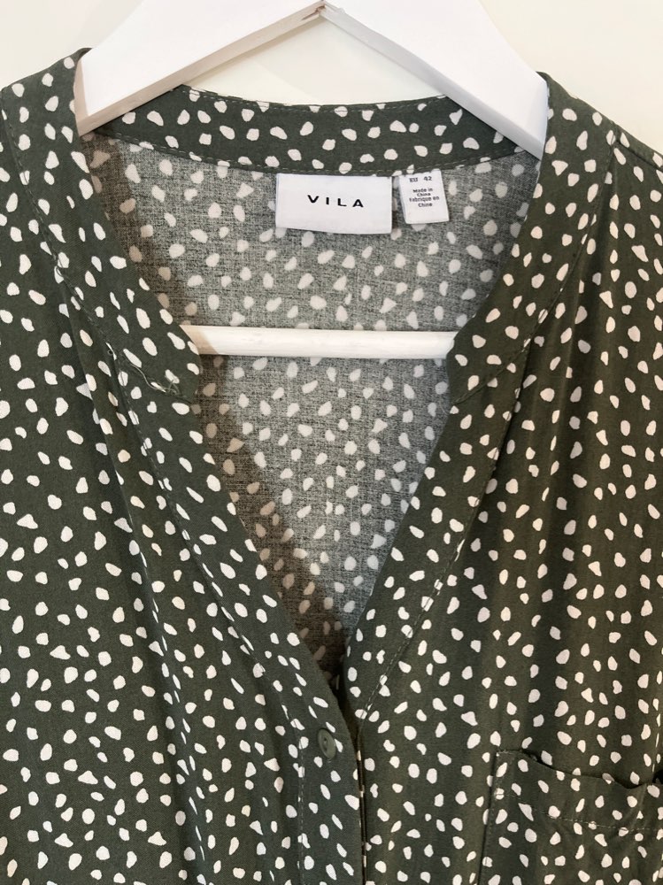 vihreä pilkkumekko, vila, 42