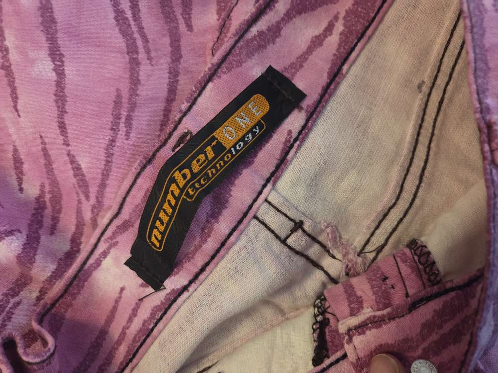 Pinkit seeprakuvioiset farkut 48