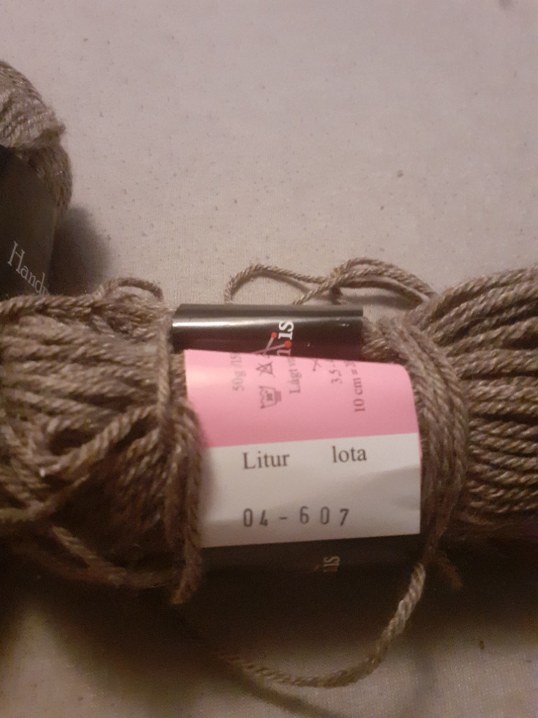 1 1/2 x Blanda garn